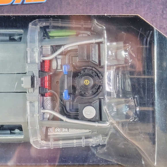 Jada Toys BTTF Part I TIME Machine W/Light 1:24 DIE-CAST Vehicle Gray - Picture 6 of 9